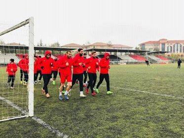 KIRŞEHİR BELEDİYESPORUN ŞAMPİYONLUK YARIŞINDAKİ YAKIN RAKİBİ BARTINSPOR 2.YARI HAZIRLIKLARINA BAŞLADI