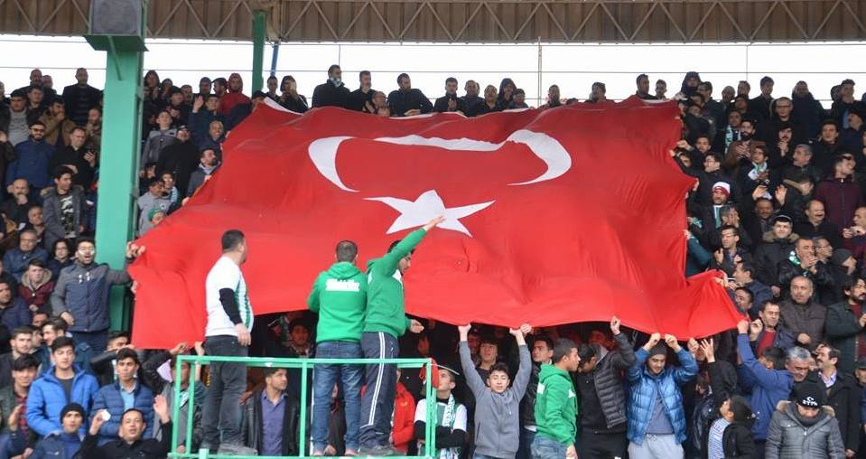 KIRŞEHİR BELEDİYESPORA 3. LİG YOLUNDA TAM DESTEK