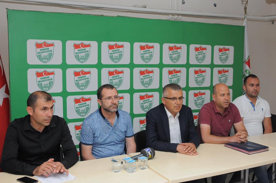 Kırşehir Belediyespor’da olağanüstü genel kurul yapıldı