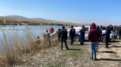 iki gençten birinin cesedi Kızılırmak kıyısında bulundu