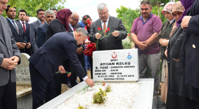 Vali Buhara’dan Şehit Kabirlerine Ziyaret