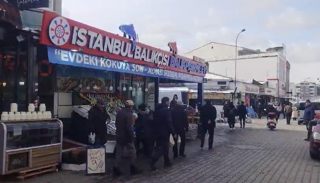 Balığın kulağına kar suyu kaçtı!…